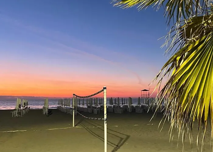 Henri's * Golem (Tirana)